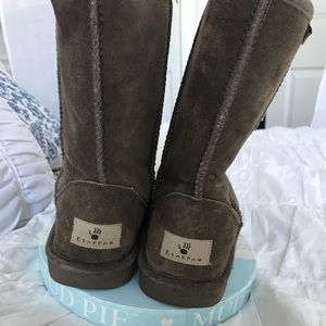 Bear paw boots